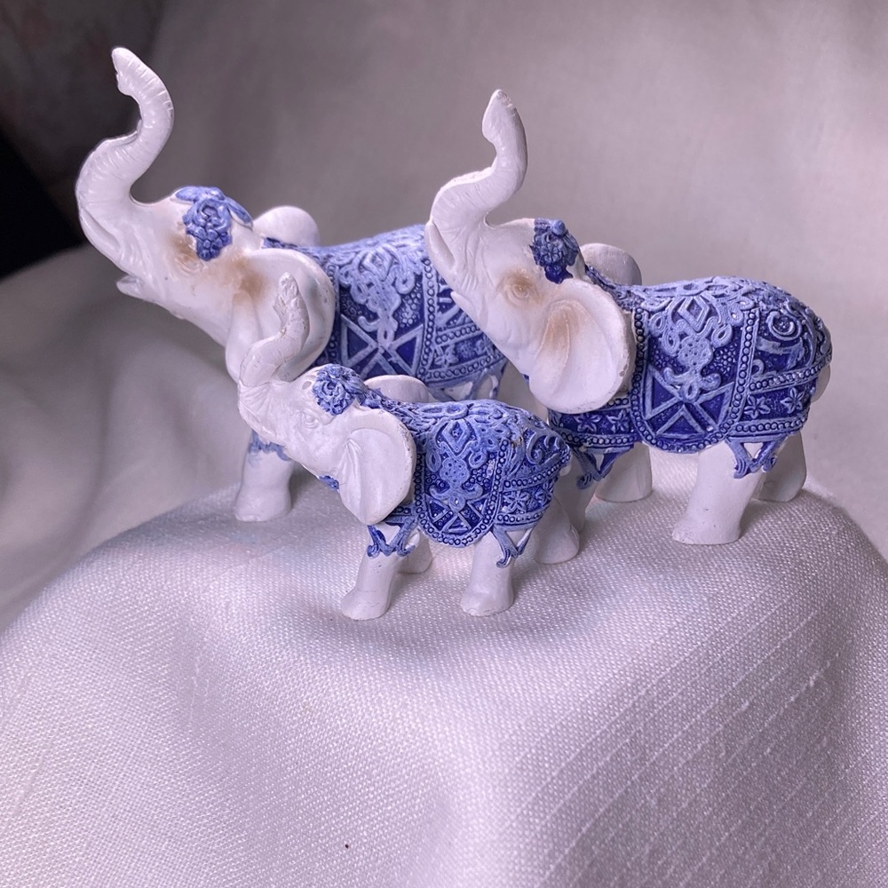 Blue and White Elephant Figurine Set